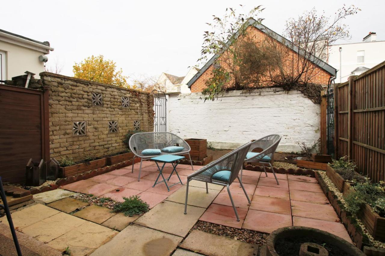K Suites - Selkirk Street Cheltenham Eksteriør bilde